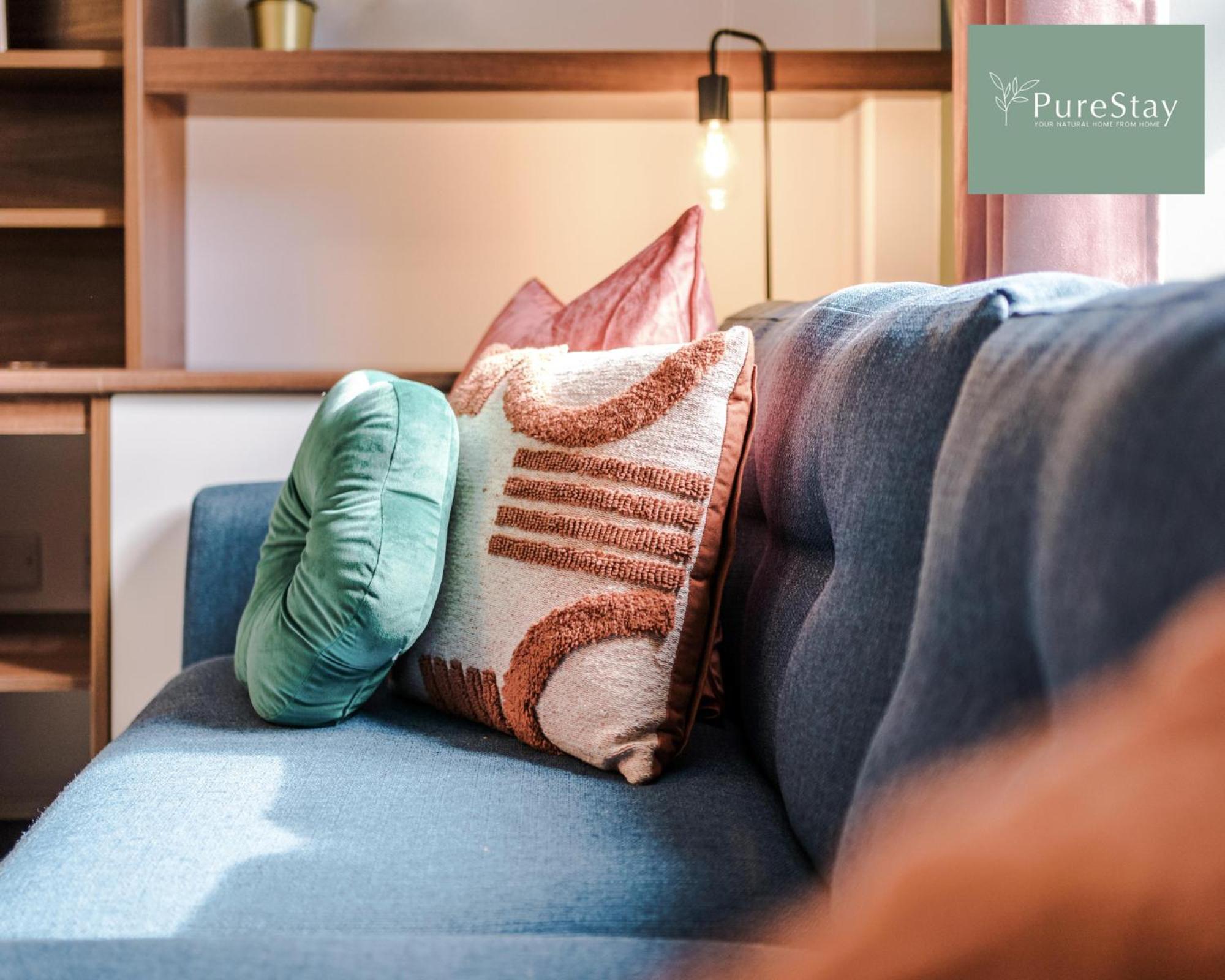 Stunning Five Bedroom Manchester House With Free Parking By Purestay Short Lets & Serviced Accommodation Esterno foto