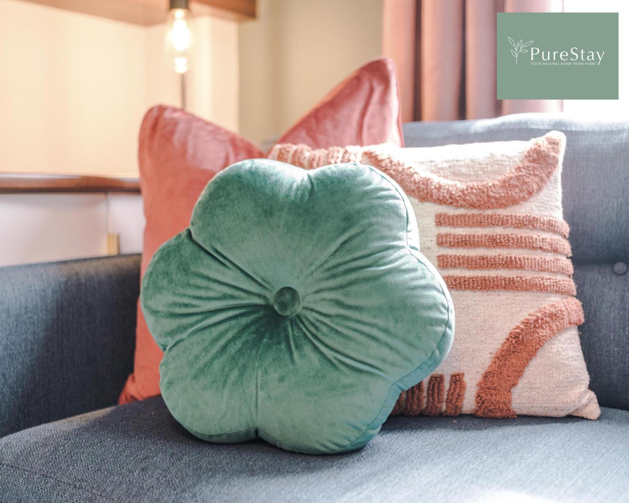 Stunning Five Bedroom Manchester House With Free Parking By Purestay Short Lets & Serviced Accommodation Esterno foto