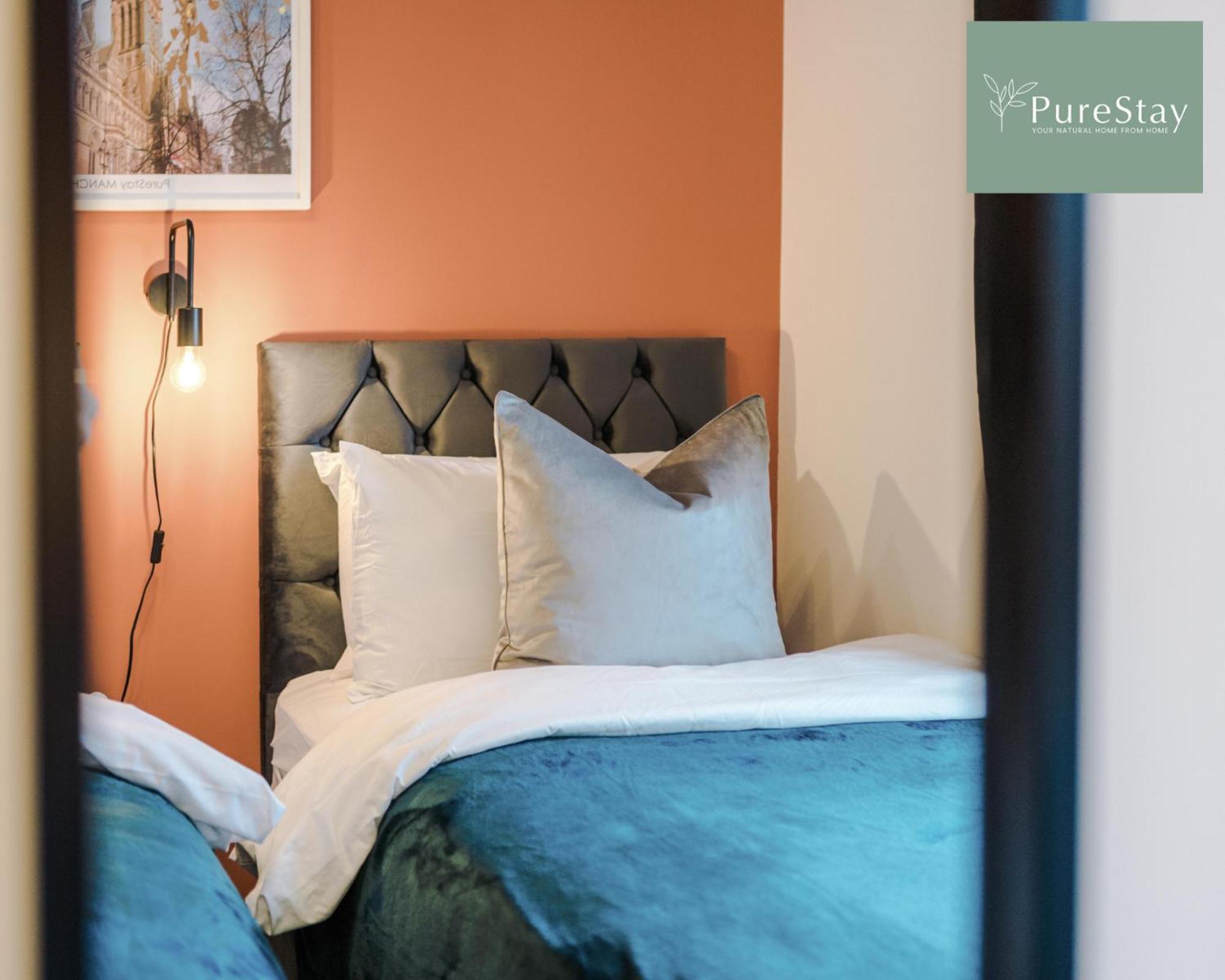 Stunning Five Bedroom Manchester House With Free Parking By Purestay Short Lets & Serviced Accommodation Esterno foto